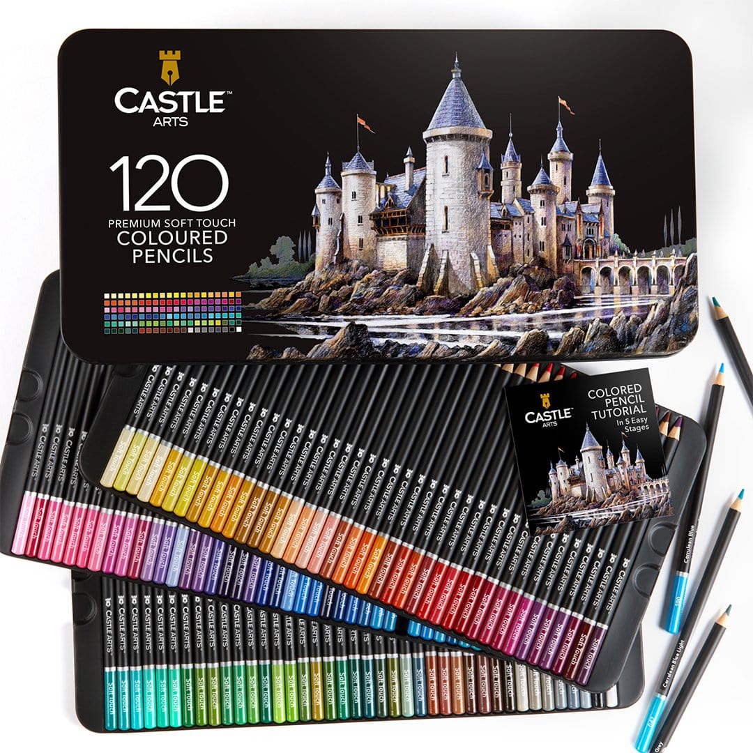 120 pièces de crayons de couleur dans l'écran de l'affichage